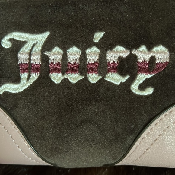 Juicy Couture wallet coin purse Brand New double pocket retro vibe velour - Picture 2 of 13